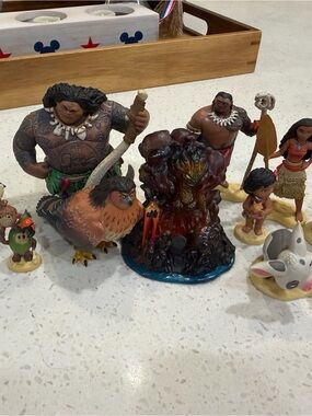 Moana Character Playset - Includes 10 Figures